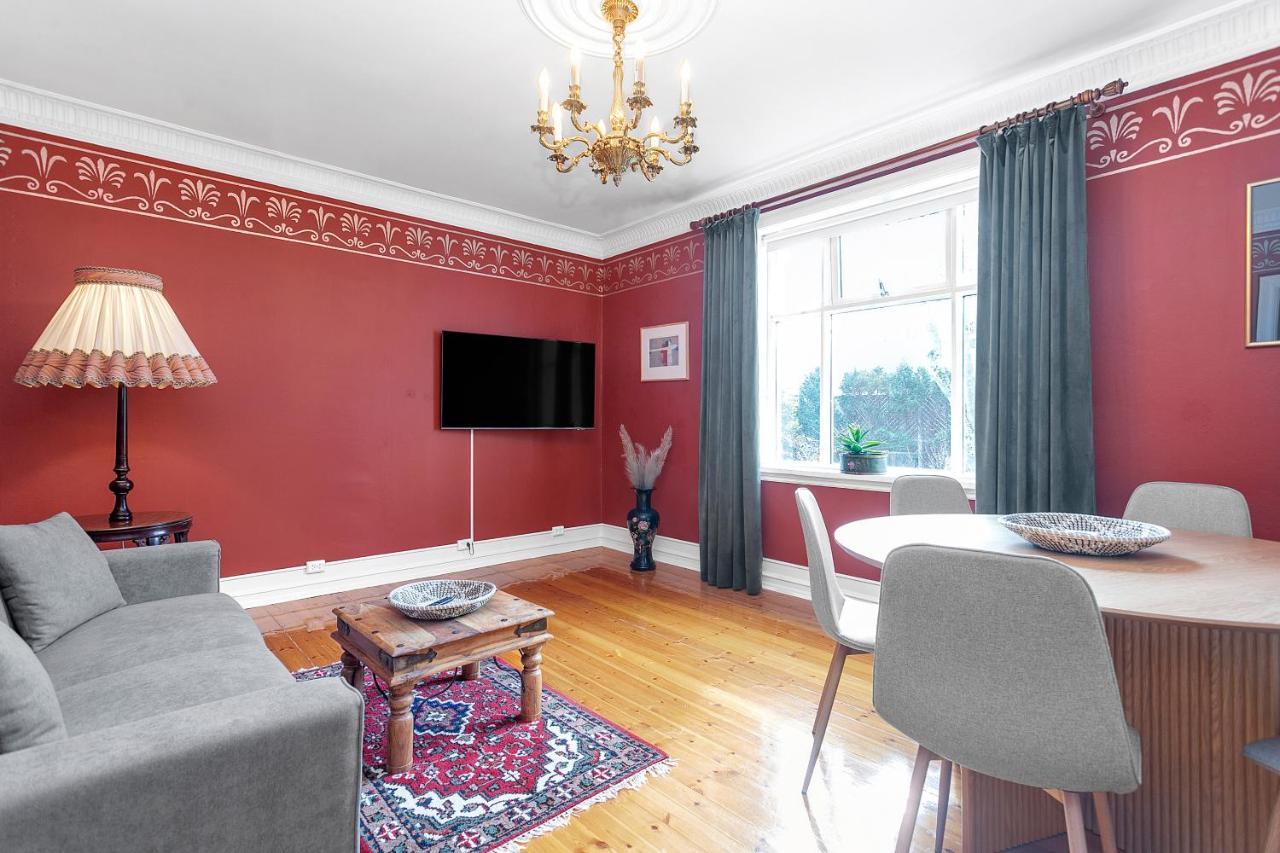 Charming Apartment - Amazing Downtown Location Reykjavik Bagian luar foto