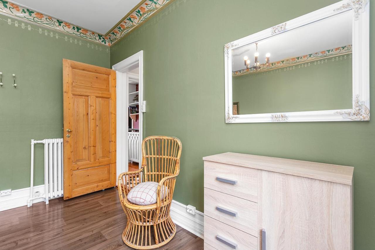 Charming Apartment - Amazing Downtown Location Reykjavik Bagian luar foto